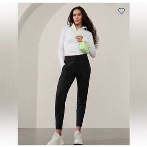 Athleta Attitude Jogger Pant in Black Size 10 #384001